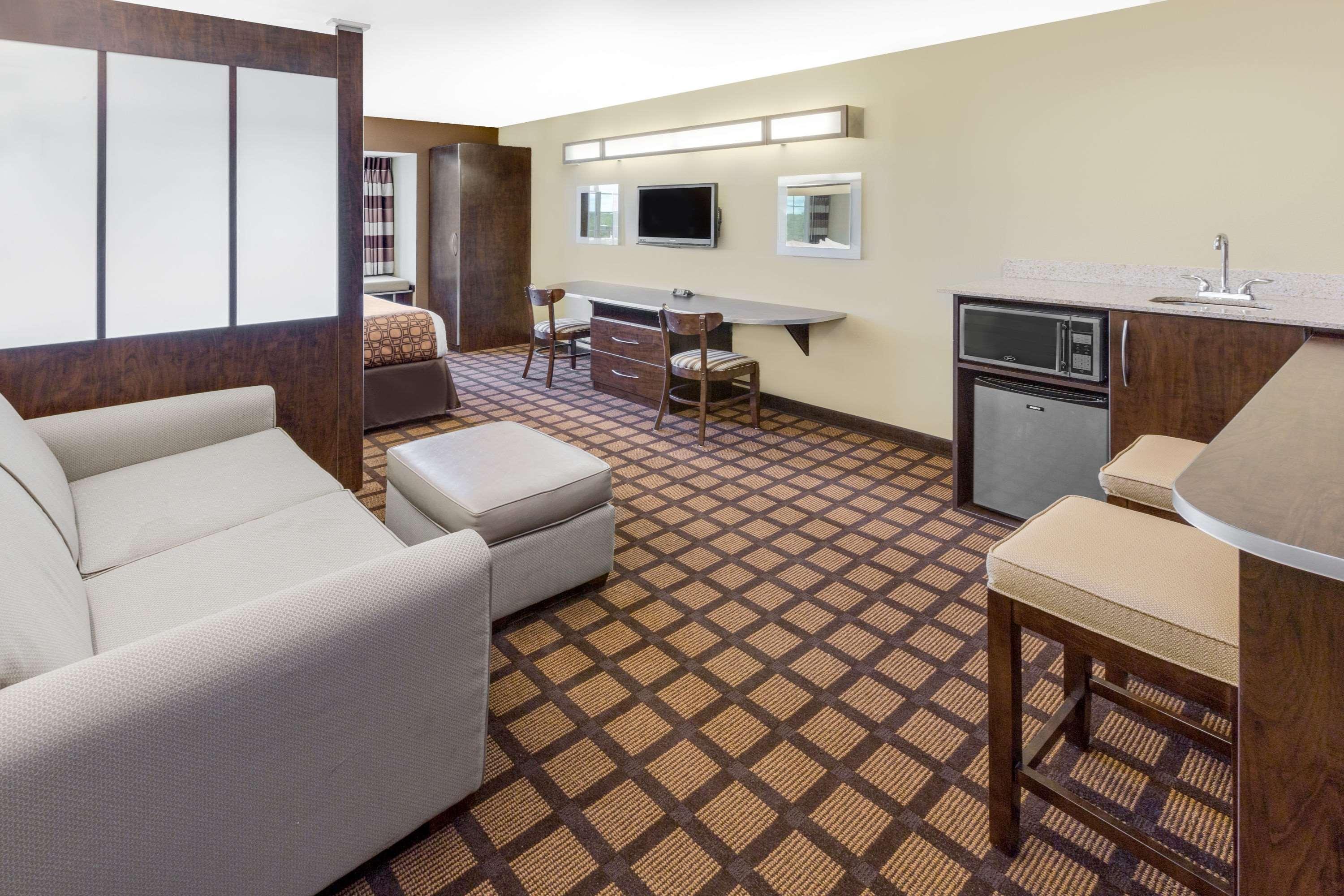 Microtel Inn & Suites By Wyndham Озарк Экстерьер фото